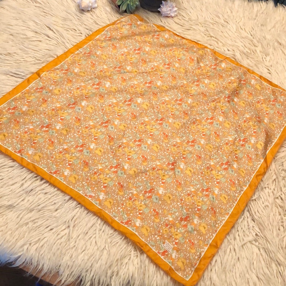 HP🎉-Vtg-Liberty of London Silk Scarf-Forest of Elves - Picture 8 of 14
